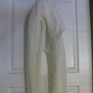 White infinity scarf